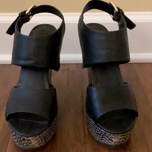 Black and White Snakeskin Print Wedges